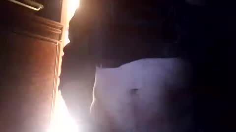 Snapshot of paulcong chatting on 11/05/25, 12:27 PaulCongo online show from 11/05/25, 12:27