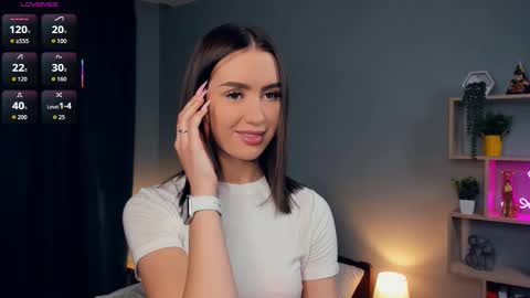 Eva online show from 10/10/25, 07:13