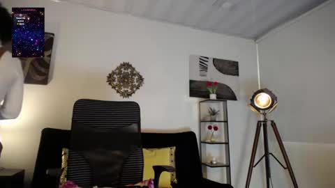 Snapshot of paulinabarnett_ chatting on 02/14/25, 11:53 Paulina online show from 02/14/25, 11:53