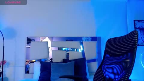 Snapshot of paulinabarnett_ chatting on 02/28/25, 11:58 Paulina online show from 02/28/25, 11:58