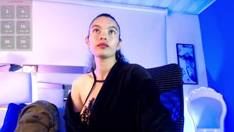 Snapshot of paulinabarnett_ chatting on 03/06/25, 12:09 Paulina online show from 03/06/25, 12:09