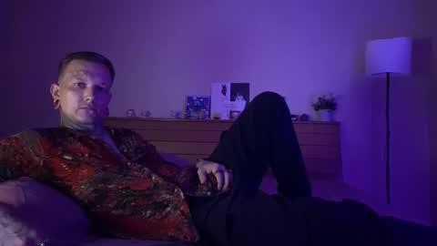 Paul Velvet online show from 11/10/25, 01:54