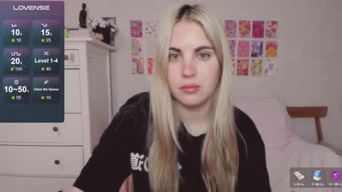 Allisses online show from 09/30/25, 06:29