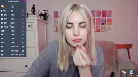 Allisses online show from 10/17/25, 08:50