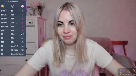 Allisses online show from 10/19/25, 08:48