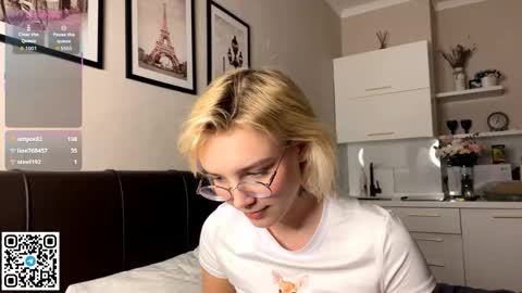 Lola online show from 11/04/25, 04:06