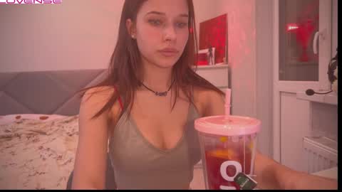 Sandra  Next Stream  pm MSK 5 pm UTC1pm EDT online show from 03/06/25, 06:48