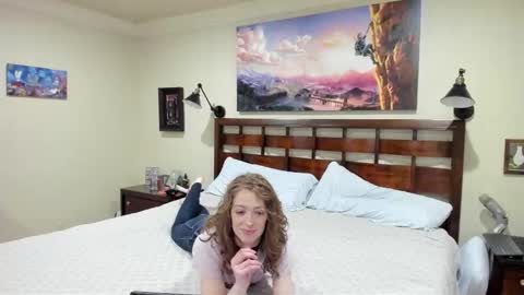 Peaches  Cupcake Rachel and Bryce online show from 10/19/25, 11:05