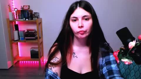 Snapshot of peachybabe__ chatting on 10/23/25, 10:08 Peachy online show from 10/23/25, 10:08