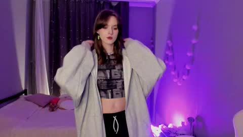 Snapshot of peachymaybe chatting on 10/12/25, 01:15 Peachy not a bb baby love or something Please call me Peachy online show from 10/12/25, 01:15