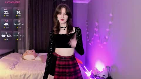 Snapshot of peachymaybe chatting on 10/22/25, 01:28 Peachy not a bb baby love or something Please call me Peachy online show from 10/22/25, 01:28