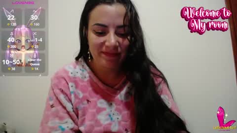 Snapshot of pearl_3 chatting on 02/12/25, 04:33 Pearl online show from 02/12/25, 04:33