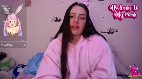 Pearl online show from 10/23/25, 04:56