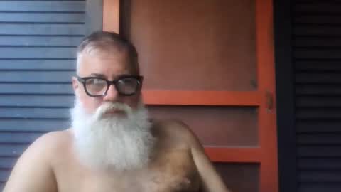 Snapshot of pecos8686 chatting on 09/19/25, 12:28 pecos8686 online show from 09/19/25, 12:28