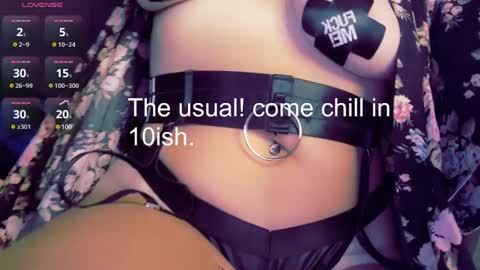 Snapshot of peekclimaxxx chatting on 01/30/25, 02:27 NEXT CHILL SESH 1130 930pm -ish PEEK online show from 01/30/25, 02:27