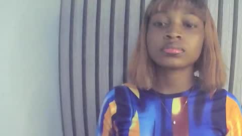 Lizzy online show from 10/07/25, 11:51