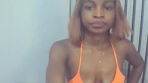 Lizzy online show from 10/09/25, 01:53