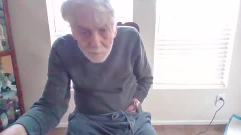 pem1650 online show from 10/18/25, 04:41