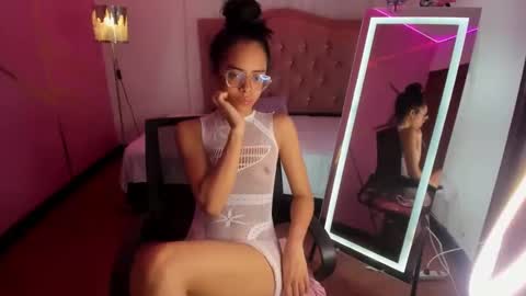 Snapshot of peneelopeecute chatting on 01/18/25, 12:24 peneelopeecute online show from 01/18/25, 12:24