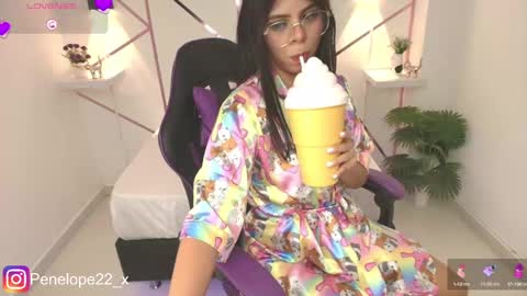 Nana online show from 03/12/25, 07:35