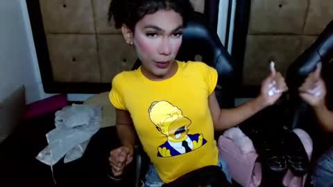 Penelopee Rouse online show from 11/17/25, 08:25