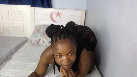 pengcaramell online show from 11/19/25, 12:21