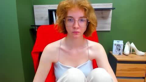 Snapshot of penny_lust chatting on 09/11/25, 06:35 Penny online show from 09/11/25, 06:35