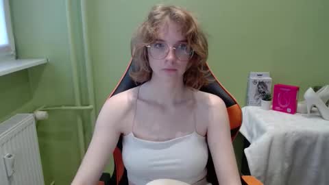 Penny online show from 11/18/25, 07:46