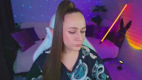 Dia  online show from 11/15/25, 04:14