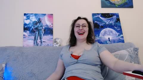 Snapshot of pepper_corn chatting on 01/20/25, 11:56 Olga and Kirill online show from 01/20/25, 11:56