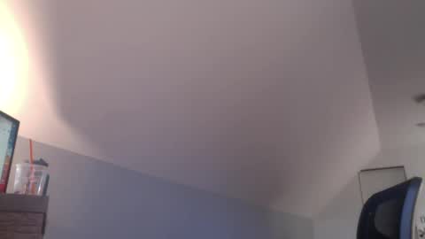 Snapshot of pepper_rock chatting on 12/17/24, 08:32 Pepper Rock online show from 12/17/24, 08:32