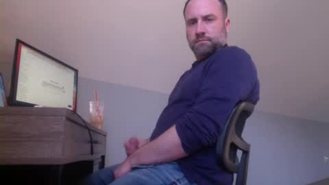 Snapshot of pepper_rock chatting on 12/18/24, 07:52 Pepper Rock online show from 12/18/24, 07:52