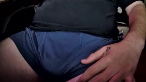 Snapshot of percmaster chatting on 11/11/25, 08:42 tony online show from 11/11/25, 08:42