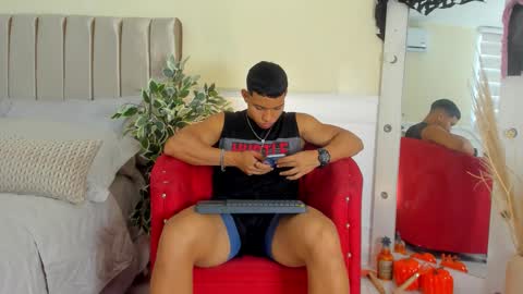 percy_god online show from 10/08/25, 07:00