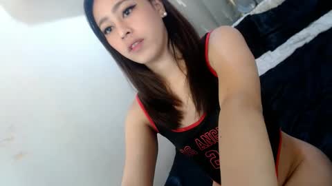 Snapshot of perfect_suckerqueen69 chatting on 02/16/25, 02:31 Sweet Gwen online show from 02/16/25, 02:31