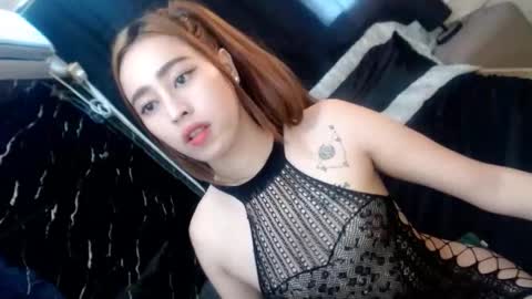 Snapshot of perfect_suckerqueen69 chatting on 10/21/25, 12:33 Sweet Gwen online show from 10/21/25, 12:33