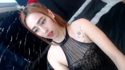 Snapshot of perfect_suckerqueen69 chatting on 10/25/25, 12:51 Sweet Gwen online show from 10/25/25, 12:51