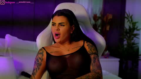 Dee online show from 09/12/25, 03:23