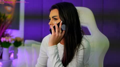 Dee online show from 11/18/25, 02:21