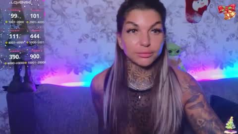 Snapshot of perfecttbaby77n chatting on 12/14/24, 10:13 Anna online show from 12/14/24, 10:13