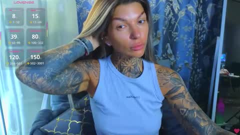 Snapshot of perfecttbaby77n chatting on 10/26/25, 09:04 Anna online show from 10/26/25, 09:04