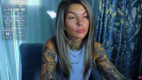 Snapshot of perfecttbaby77n chatting on 11/15/25, 07:38 Anna online show from 11/15/25, 07:38