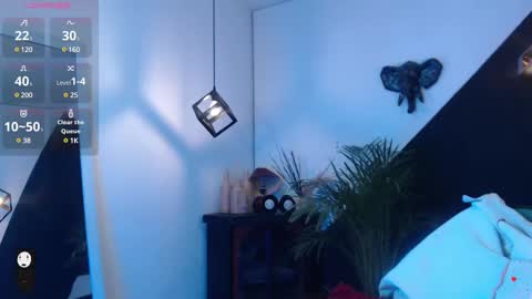   online show from 03/07/25, 08:22