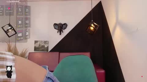   online show from 10/17/25, 07:49