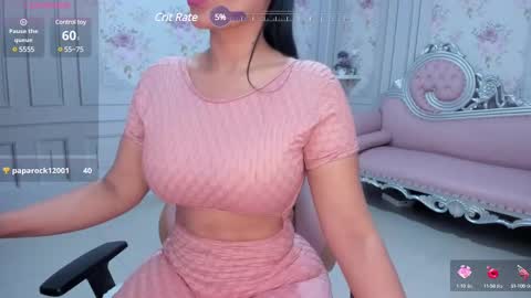 Snapshot of perla_milf4u chatting on 03/06/25, 05:43 PERLA online show from 03/06/25, 05:43