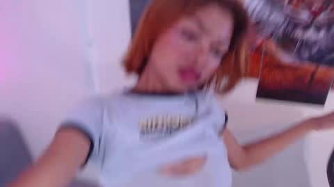 Snapshot of perla_st chatting on 02/15/25, 06:33 Perla online show from 02/15/25, 06:33
