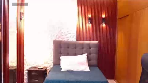 Snapshot of perla_st chatting on 09/09/25, 07:35 Perla online show from 09/09/25, 07:35