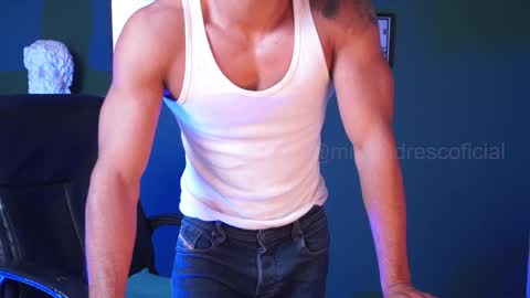 Snapshot of perseoo_88 chatting on 12/18/24, 10:02 andres online show from 12/18/24, 10:02