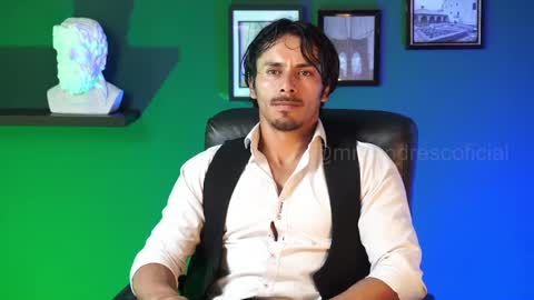 Snapshot of perseoo_88 chatting on 02/18/25, 09:31 andres online show from 02/18/25, 09:31