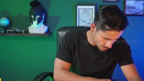 Snapshot of perseoo_88 chatting on 03/06/25, 07:54 andres online show from 03/06/25, 07:54